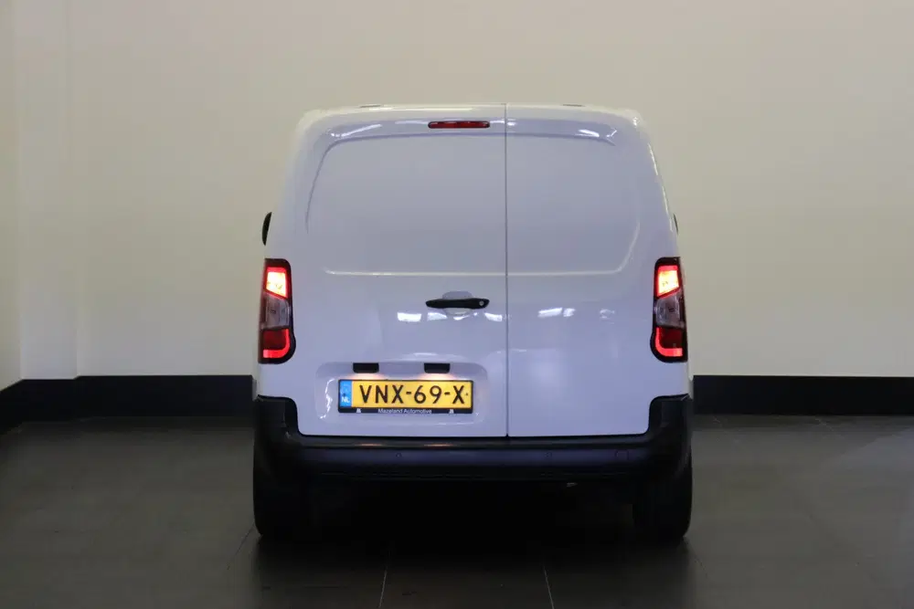 Peugeot Partner 1.2 PT Benzine EURO 6 uit 2022, foto 8