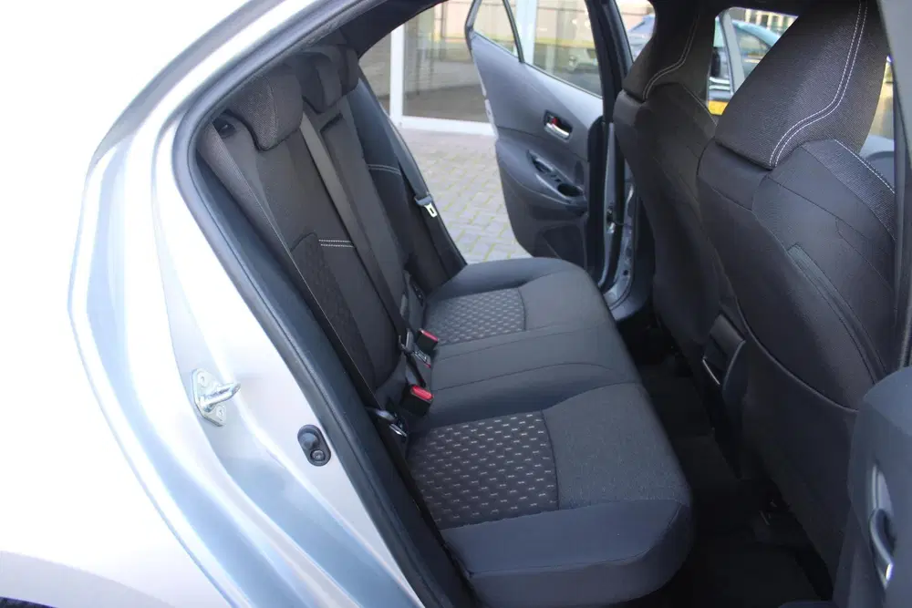 Toyota Corolla Hybrid 140 Active Adaptive uit 2024, foto 12