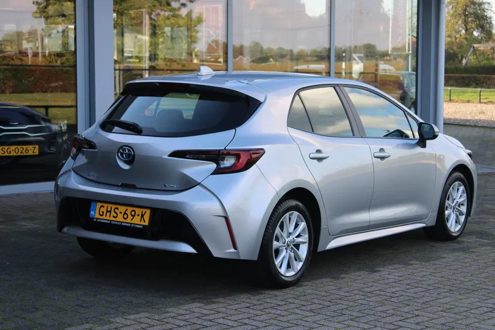 Toyota Corolla Hybrid 140 Active Adaptive uit 2024, foto 3
