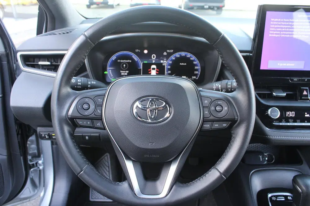 Toyota Corolla Hybrid 140 Active Adaptive uit 2024, foto 9