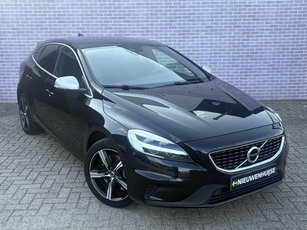 Volvo V40 1.5 T3 Polar+ Sport uit 2019, foto 10