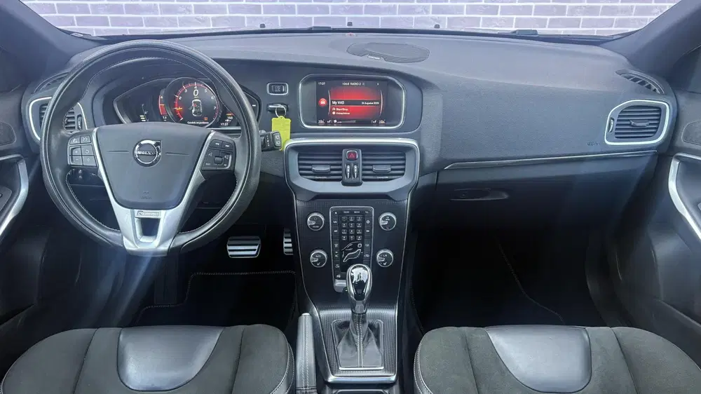 Volvo V40 1.5 T3 Polar+ Sport uit 2019, foto 4