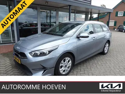 Kia Ceed 1.0 Turbo MHEV AUTOMAAT DynamicLine Trekha uit 2023