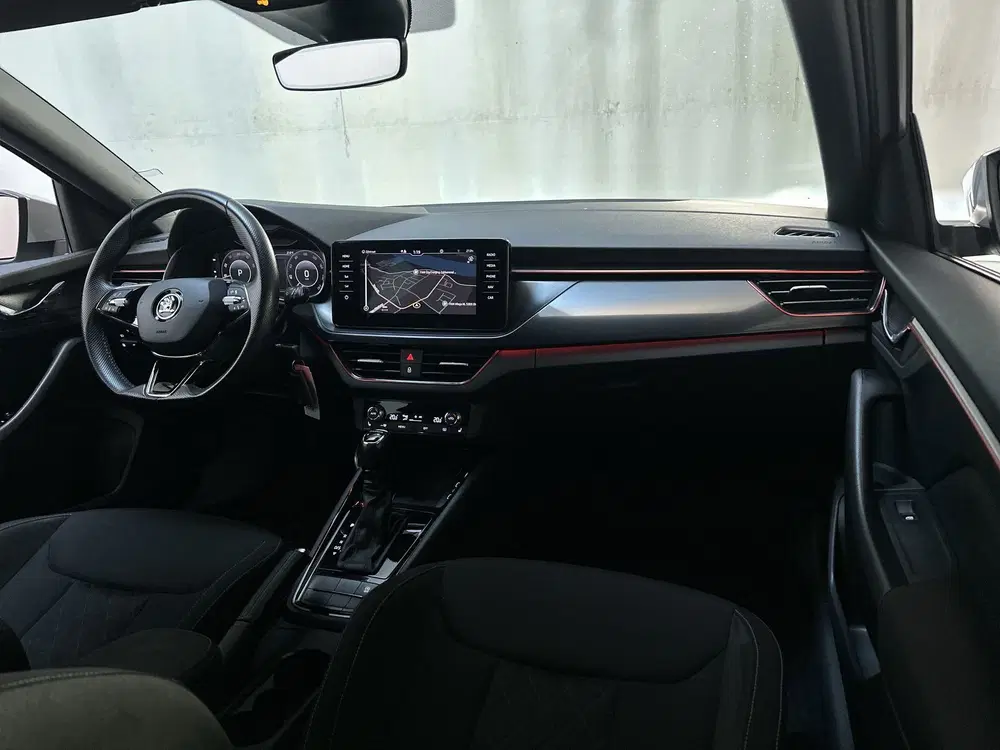 Skoda Scala 1.5 TSI 150pk DSG Sport Business Stoelverw uit 2021, foto 2