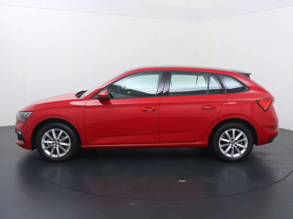Skoda Scala 1.0 TSI Business Edition uit 2022, foto 2