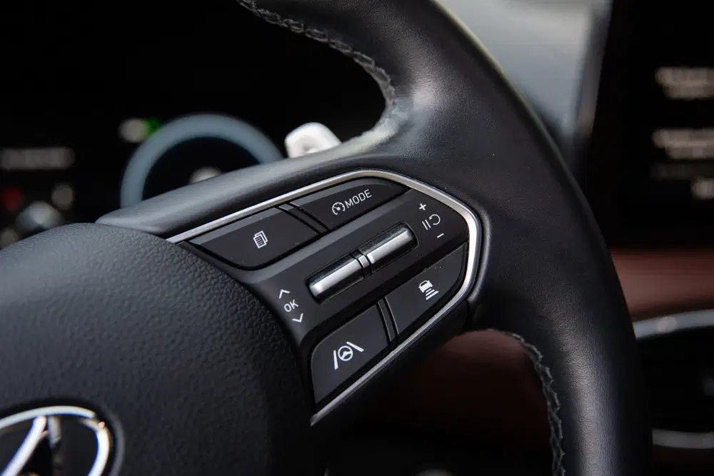 Hyundai SANTA FE 1.6 T-GDI HEV Comfort Smart Sky uit 2023, foto 14