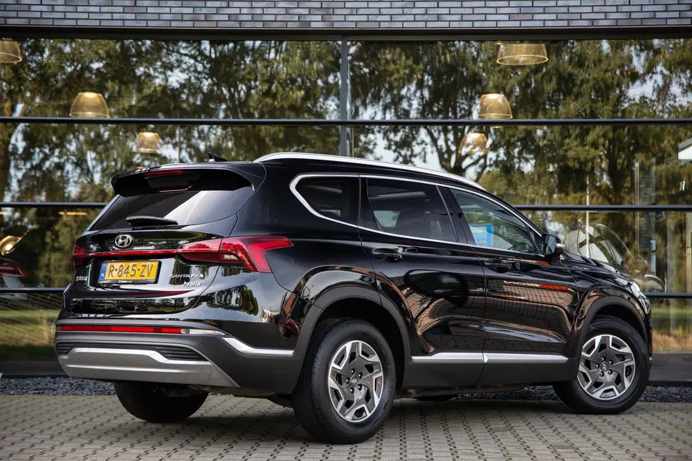 Hyundai SANTA FE 1.6 T-GDI HEV Comfort Smart Sky uit 2023, foto 2