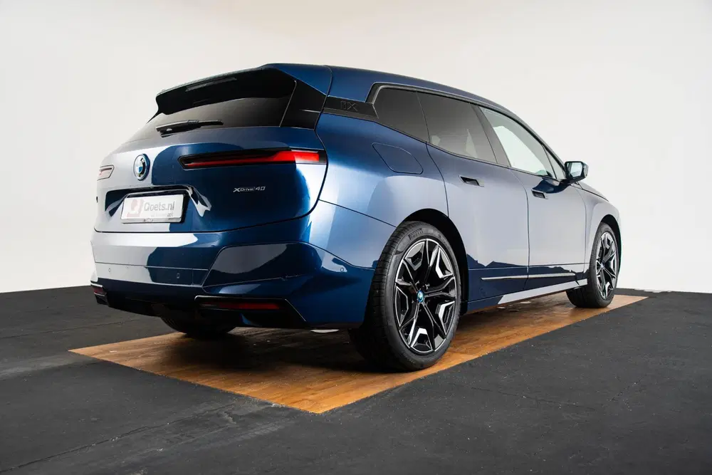 BMW iX xDrive40 Excellence 77 kWh Trekhaak uit 2022, foto 11