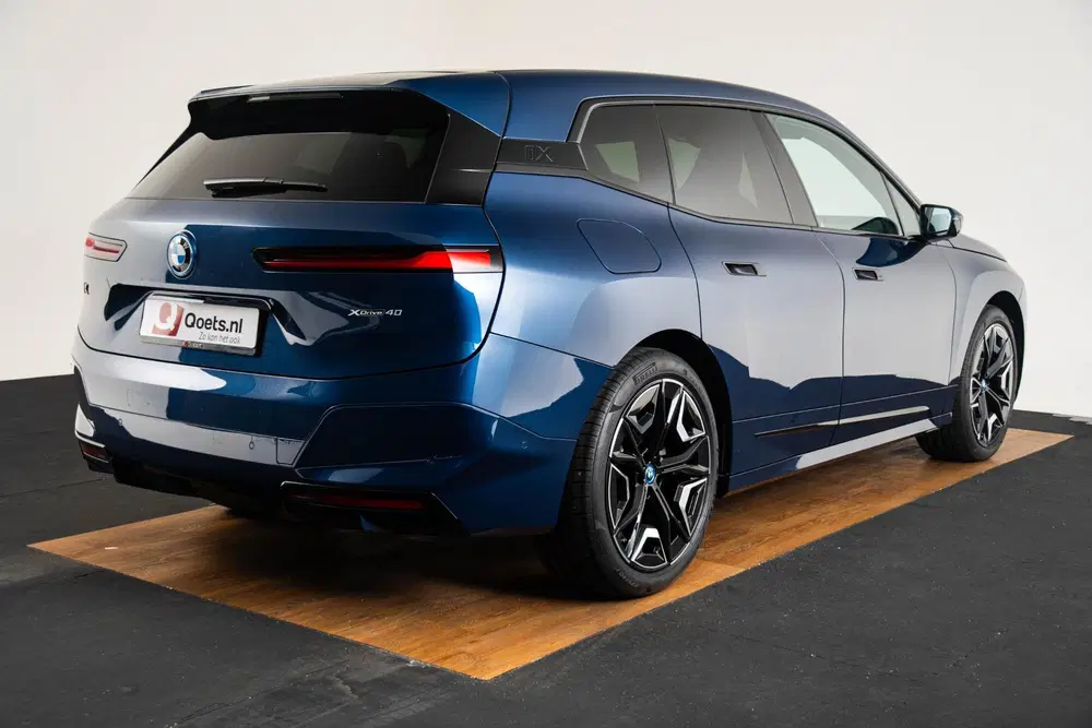 BMW iX xDrive40 Excellence 77 kWh Trekhaak uit 2022, foto 2