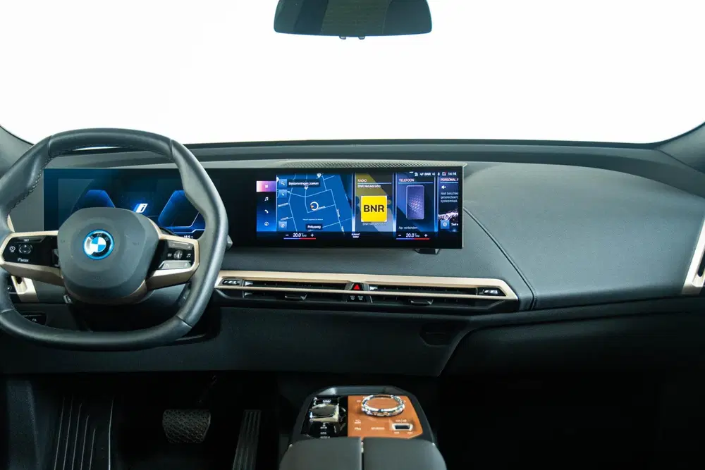 BMW iX xDrive40 Excellence 77 kWh Trekhaak uit 2022, foto 3