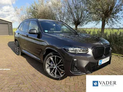 BMW X3 xDrive30e M Sportpakket Panoramadak Trekha uit 2023