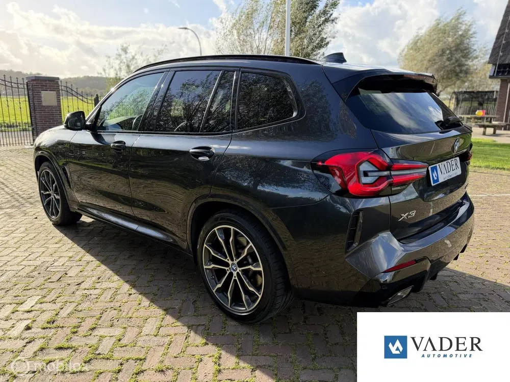 BMW X3 xDrive30e M Sportpakket Panoramadak Trekha uit 2023, foto 3