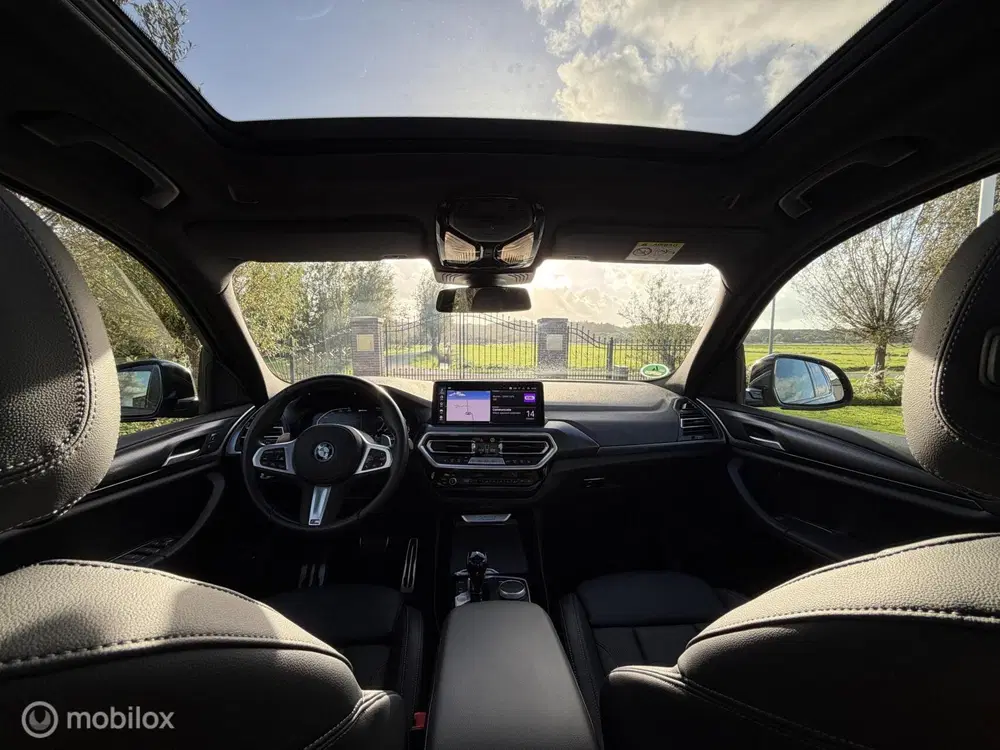 BMW X3 xDrive30e M Sportpakket Panoramadak Trekha uit 2023, foto 5
