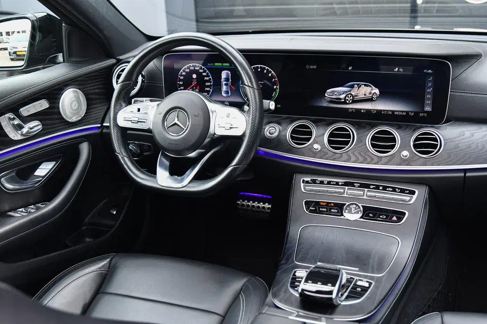 Mercedes-Benz E-Klasse 300 e AMG Night Ed uit 2019, foto 14