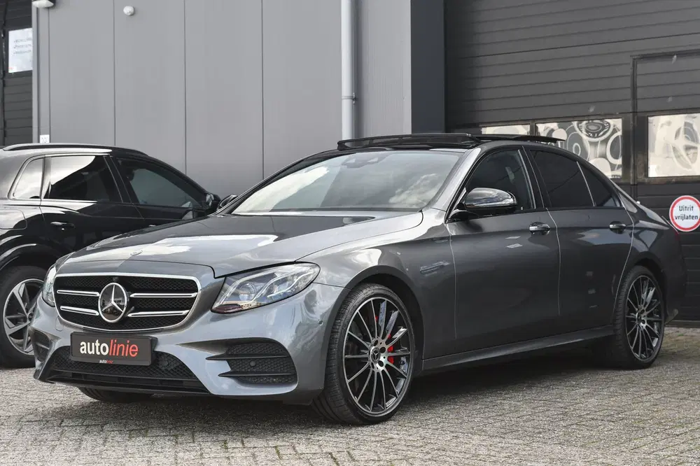 Mercedes-Benz E-Klasse 300 e AMG Night Ed uit 2019, foto 7