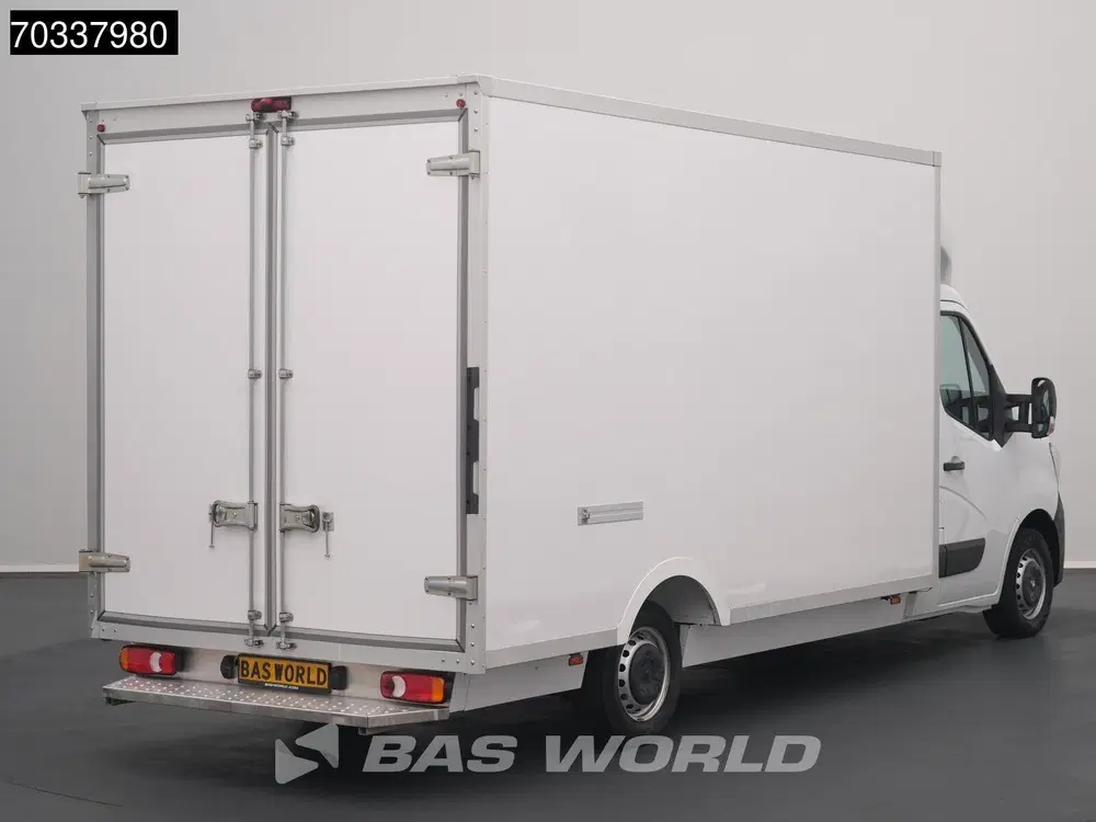 Renault Master 145PK Lowliner Bakwagen LED Navi Airco Cru uit 2024, foto 2