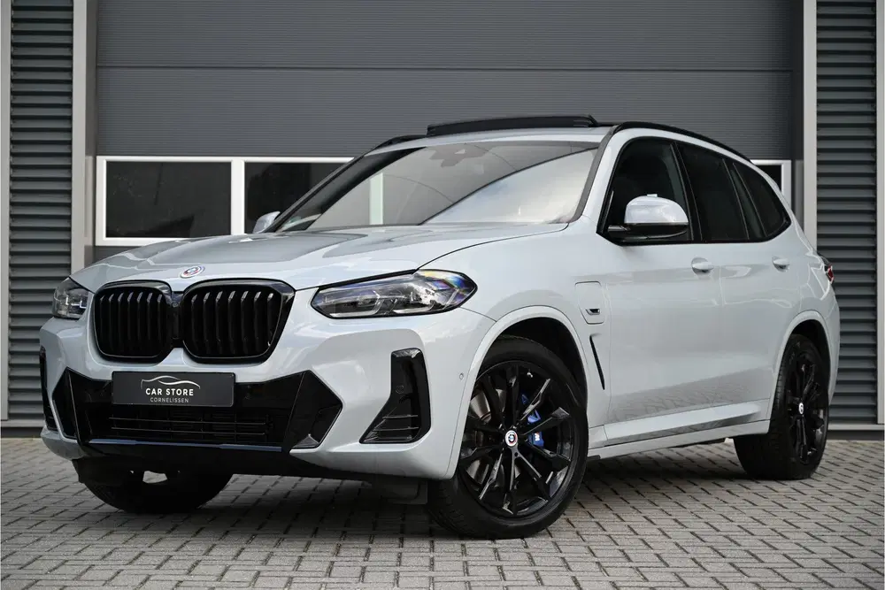 BMW X3 xDrive30e M-SPORT uit 2022