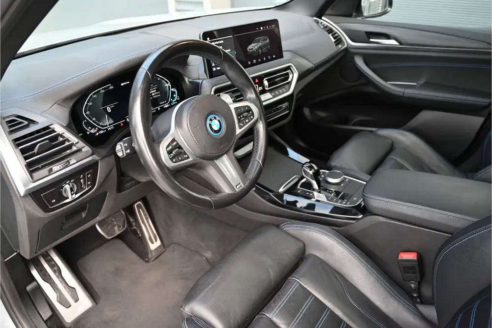 BMW X3 xDrive30e M-SPORT uit 2022, foto 10