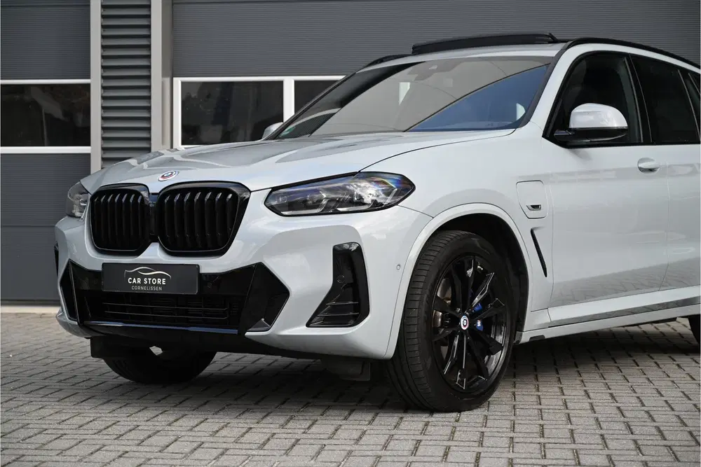 BMW X3 xDrive30e M-SPORT uit 2022, foto 7