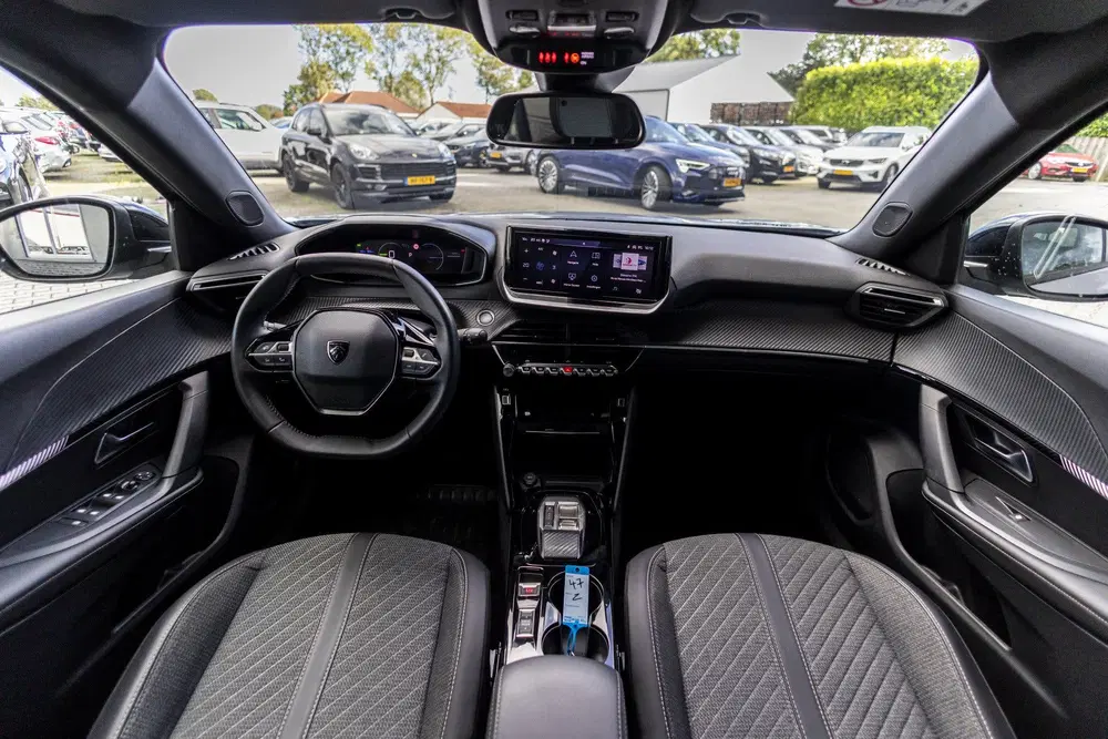 Peugeot 2008 EV Active Pack 50 kWh uit 2025, foto 6
