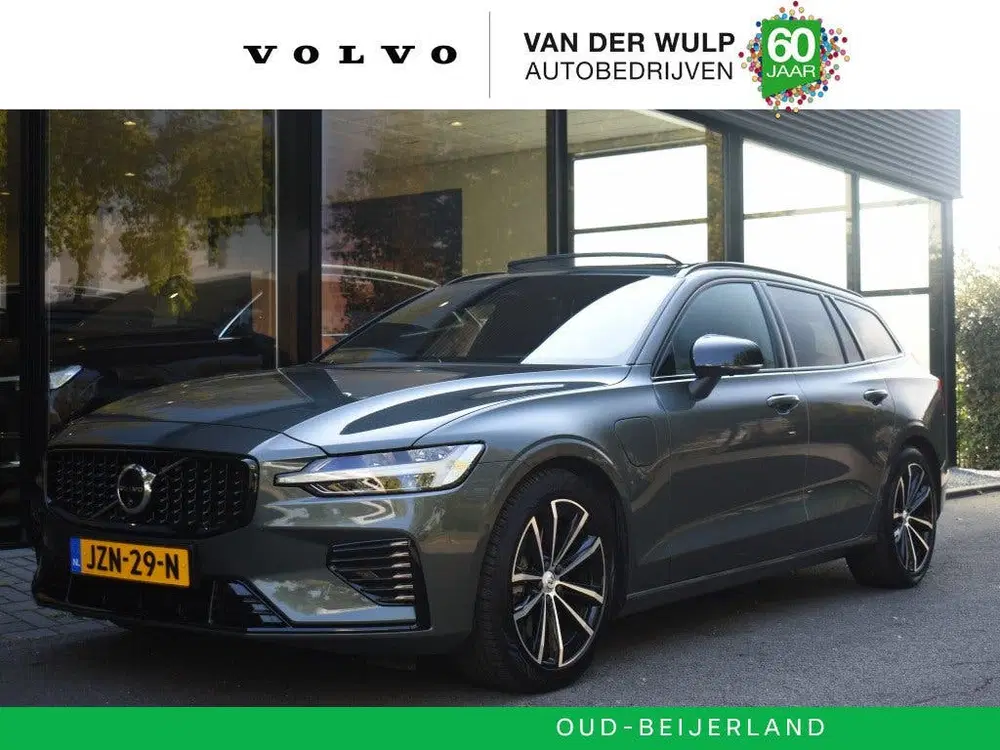Volvo V60 2.0 T8 AWD + Dark uit 2026