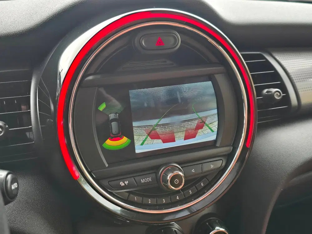 Mini Cooper 1.5 Cooper Business Edition uit 2019, foto 12