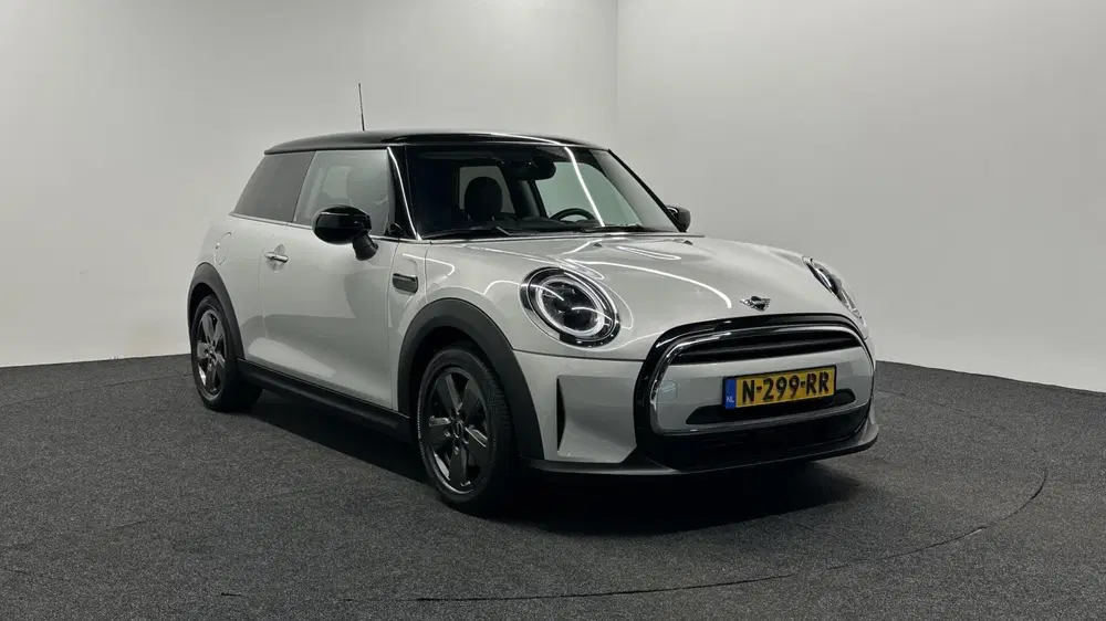 Mini Cooper 1.5 Cooper Business Edition uit 2021, foto 3