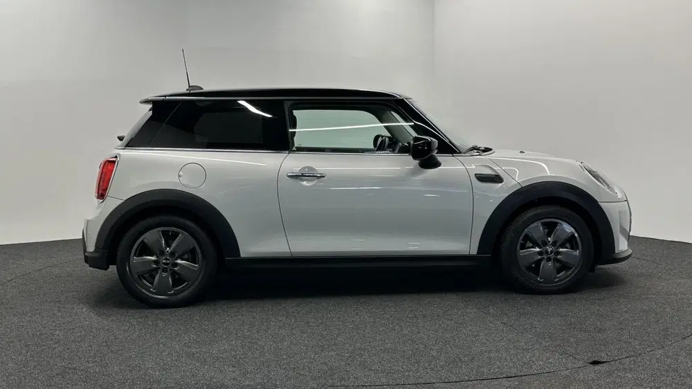 Mini Cooper 1.5 Cooper Business Edition uit 2021, foto 9