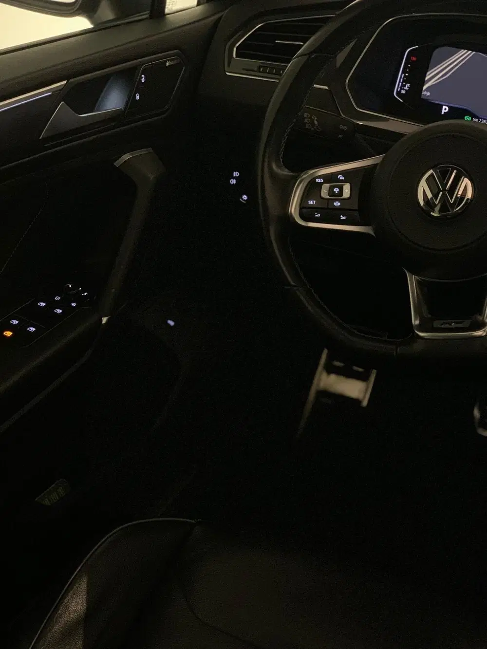 Volkswagen Tiguan Allspace 2.0 TSI 4Motion 3XR-Line Full opt uit 2019, foto 10