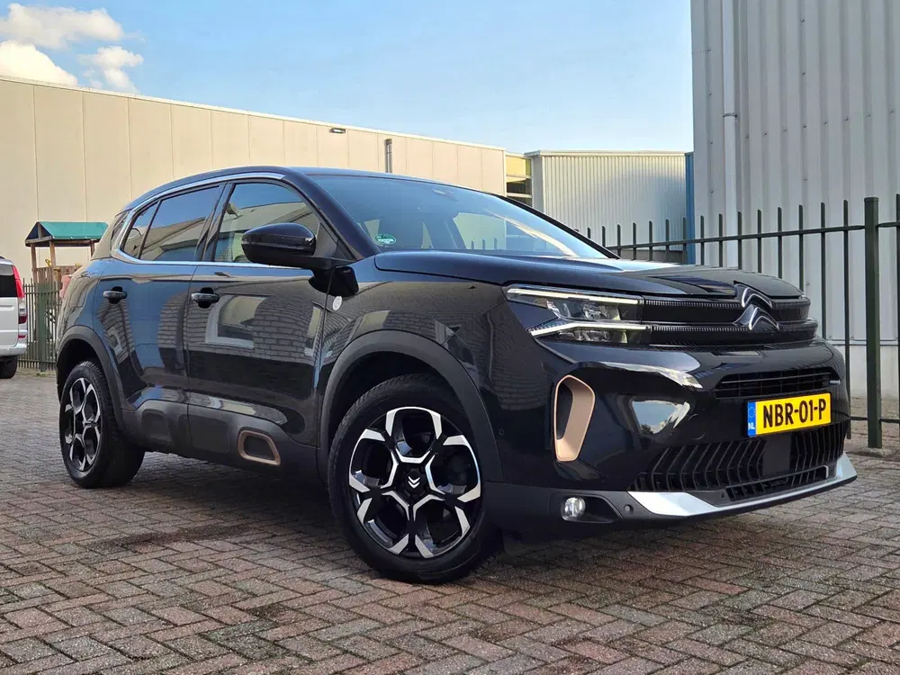 Citroën C5 Aircross Citroen C5 AIRCROSS 1.2 PureTech C-Series uit 2023, foto 2