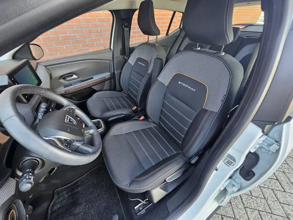 Dacia Sandero 1.0 TCe Comfort 1e eigenaar Navigatie uit 2021, foto 4