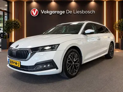 Skoda Octavia 1.4 TSI iV PHEV Sportline Business uit 2023