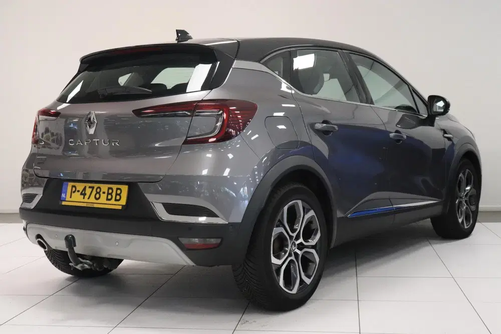 Renault Captur 1.3 TCe 140 Intens uit 2021, foto 2