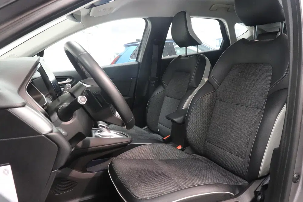 Renault Captur 1.3 TCe 140 Intens uit 2021, foto 7