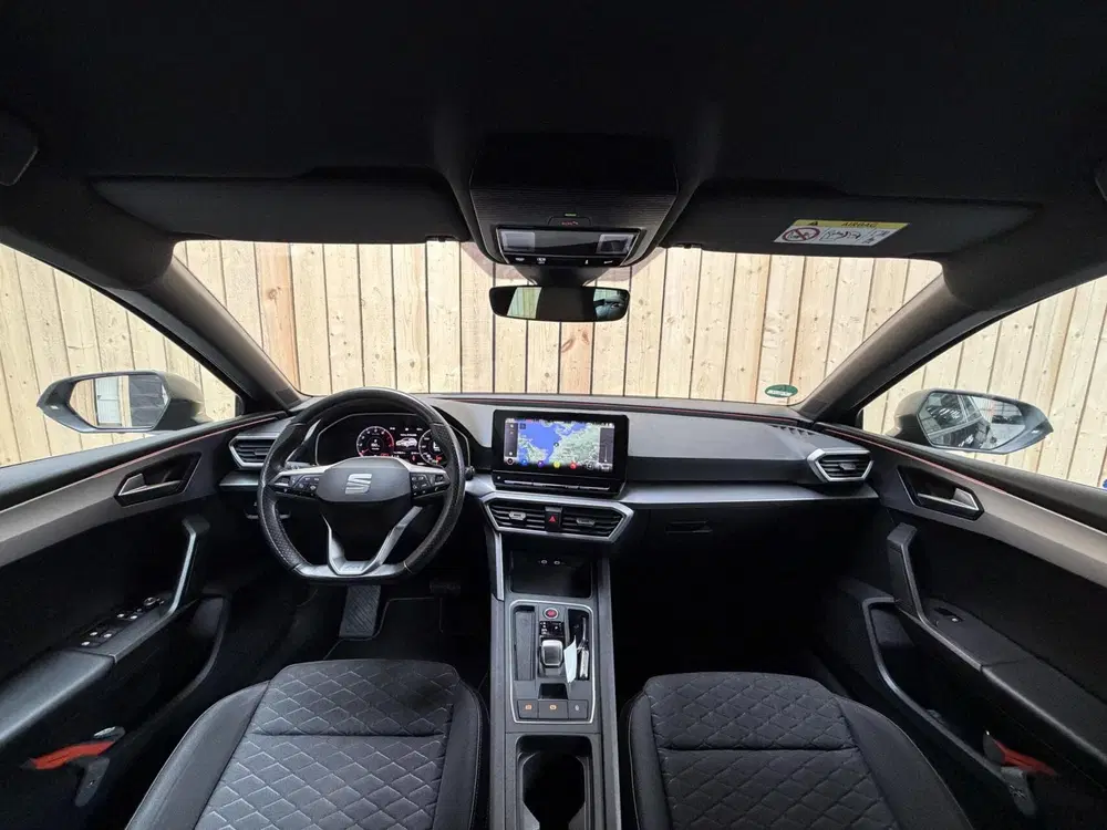 SEAT Leon 1.0 eTSI FR Business Intense Automaat uit 2022, foto 3