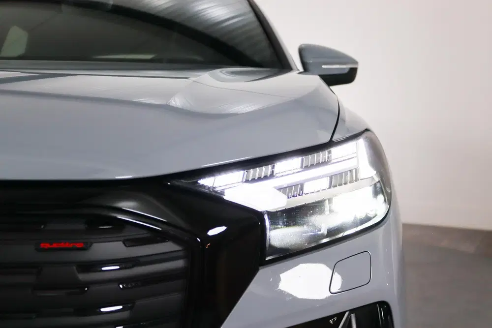Audi Q4 e-tron 50 quattro S Competition 77 kWh S-Line uit 2023, foto 8