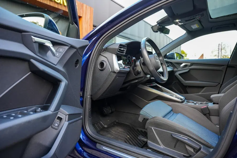 Audi A3 40 TFSI e Edition 204 PK – Panoramadak uit 2022, foto 11