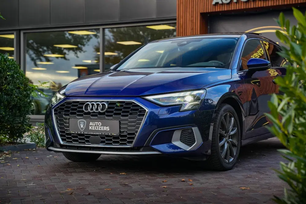 Audi A3 40 TFSI e Edition 204 PK – Panoramadak uit 2022, foto 3