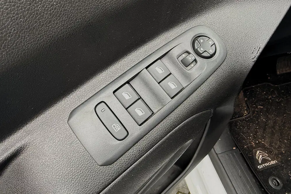 Citroën Berlingo ë-Berlingo XL Shine 50 kWh CAMERA NAVI KEY uit 2023, foto 8