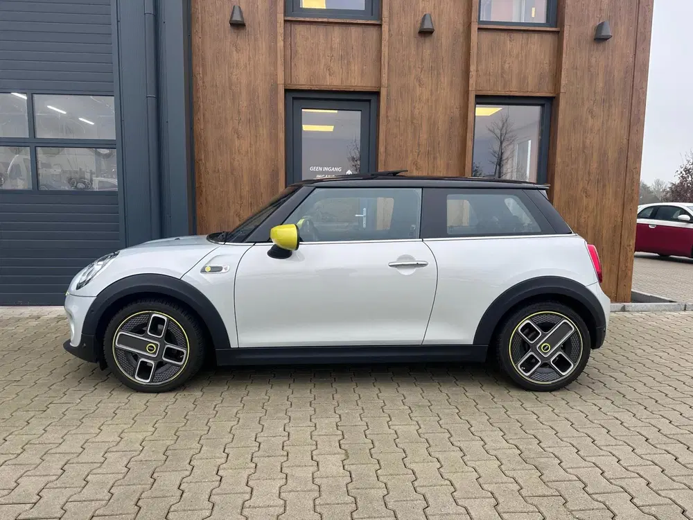 Mini Electric Mini Electric Charged 33 kWh S Yours full uit 2020, foto 11