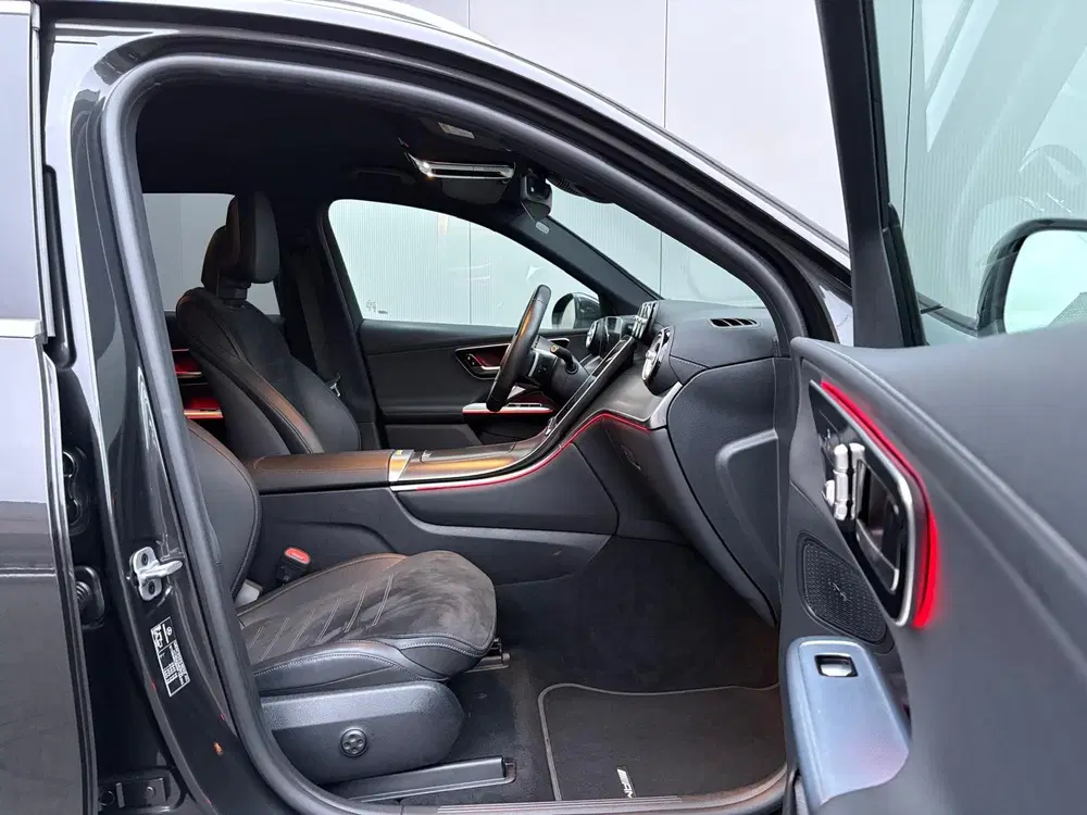 Mercedes-Benz GLC GLC 300e 4MATIC AMG Line 360camera uit 2023, foto 10