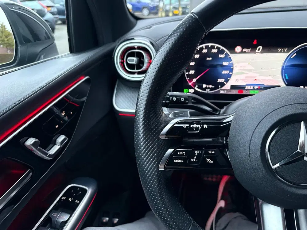 Mercedes-Benz GLC GLC 300e 4MATIC AMG Line 360camera uit 2023, foto 14