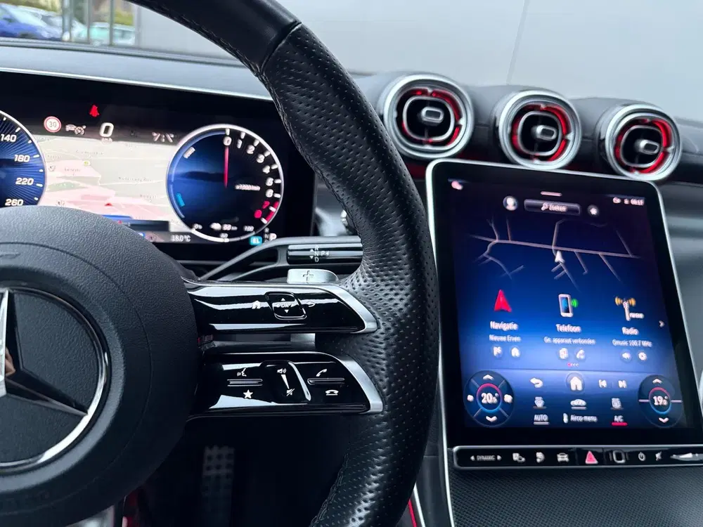 Mercedes-Benz GLC GLC 300e 4MATIC AMG Line 360camera uit 2023, foto 15