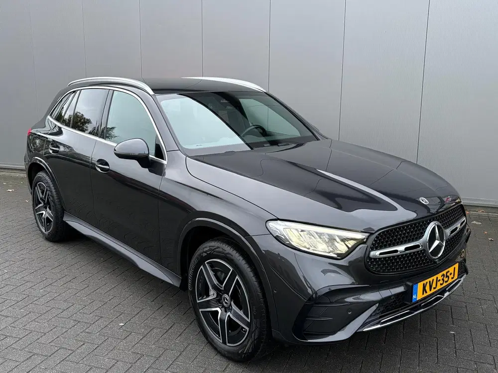 Mercedes-Benz GLC GLC 300e 4MATIC AMG Line 360camera uit 2023, foto 2