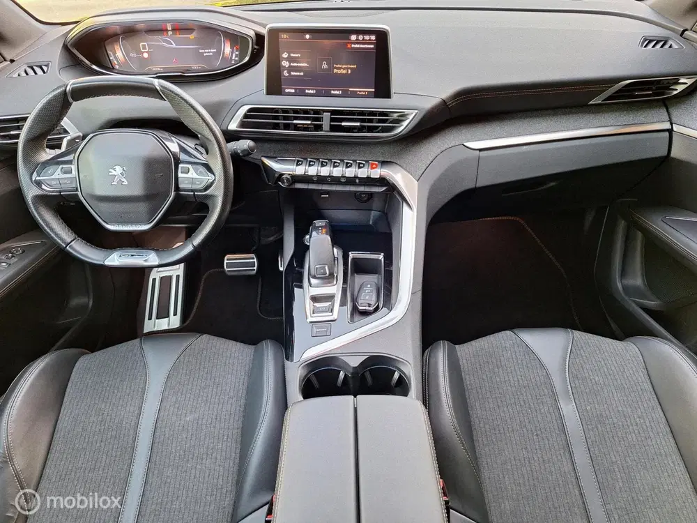 Peugeot 3008 1.2 PureTech GT Line Avantage. Full-Map Na uit 2020, foto 13
