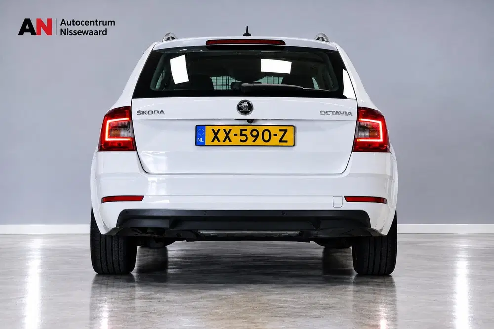 Skoda Octavia 1.0 TSI Greentech Ambition Business uit 2019, foto 11