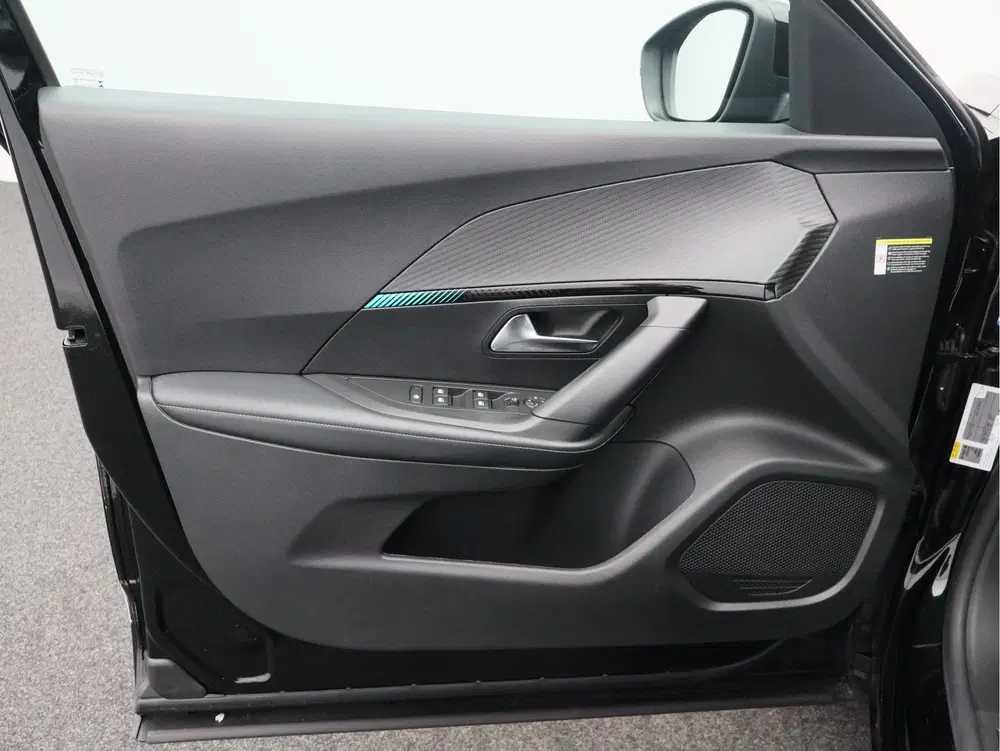 Peugeot 2008 1.2 PureTech Allure Pack uit 2021, foto 10