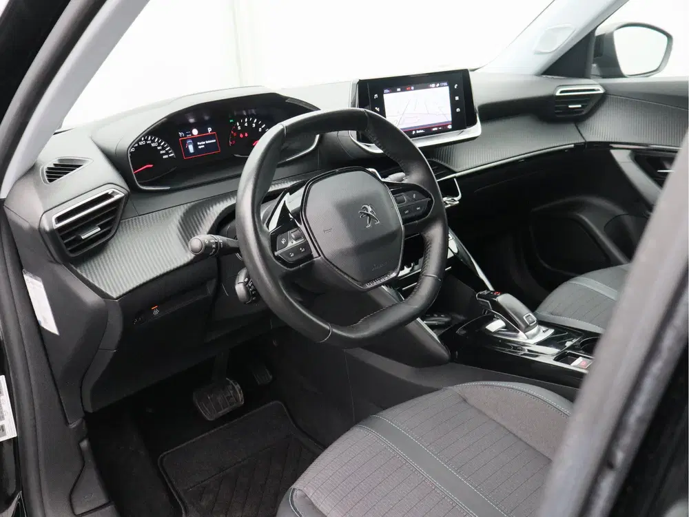 Peugeot 2008 1.2 PureTech Allure Pack uit 2021, foto 9