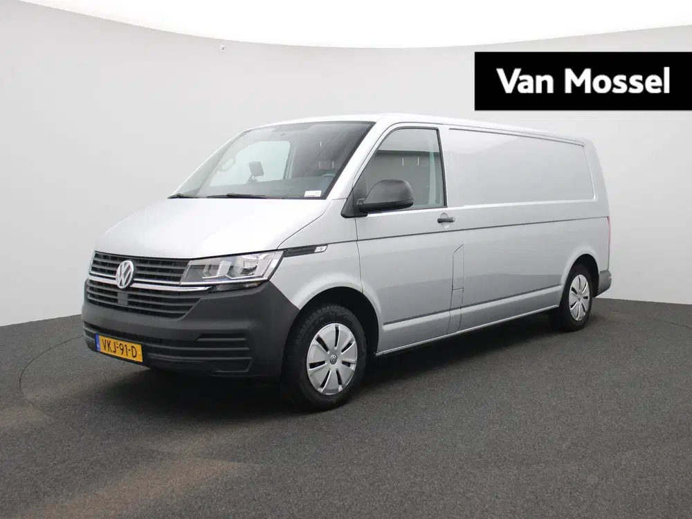 Volkswagen Transporter 2.0 TDI L2H1 150PK uit 2021