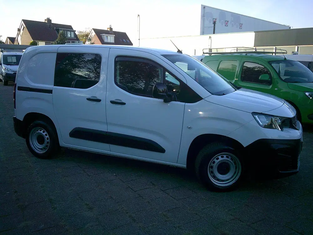 Peugeot Partner 1.5 BlueHDi 100 S&S L1 VOORZIEN VAN ARCO+C uit 2023, foto 4